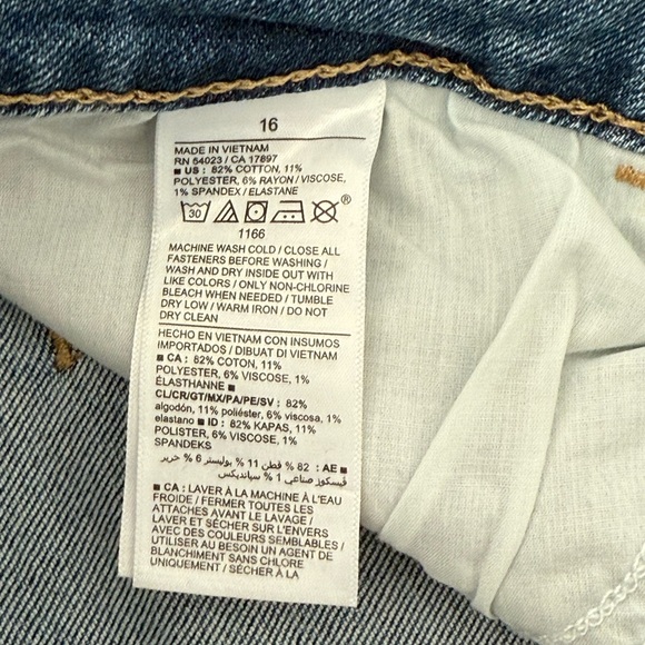 Old Navy Rockstar Super Skinny Jeans Mid Rise Size 16 NWT - Picture 5 of 7